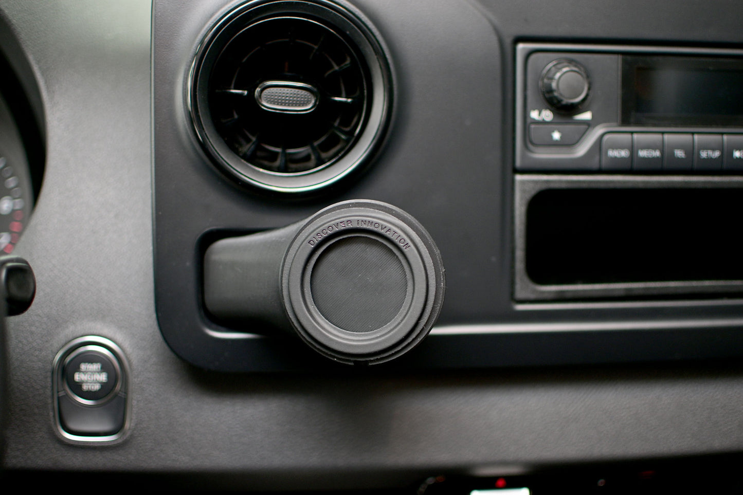 Mercedes Sprinter Van MagSafe Phone Mount 2019+
