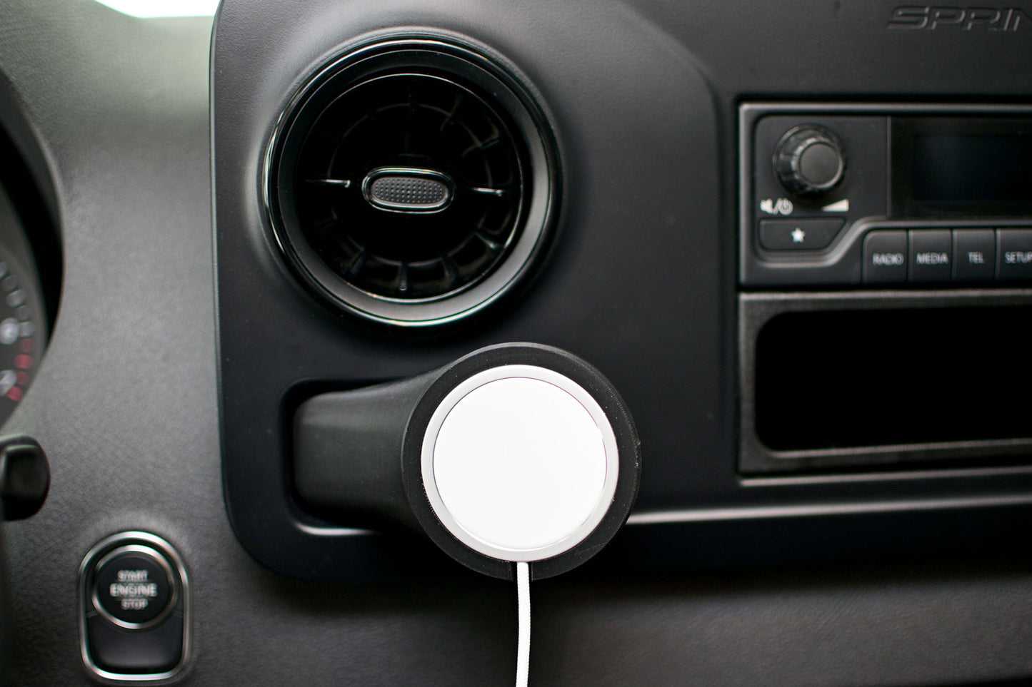 Mercedes Sprinter Van MagSafe Phone Mount 2019+