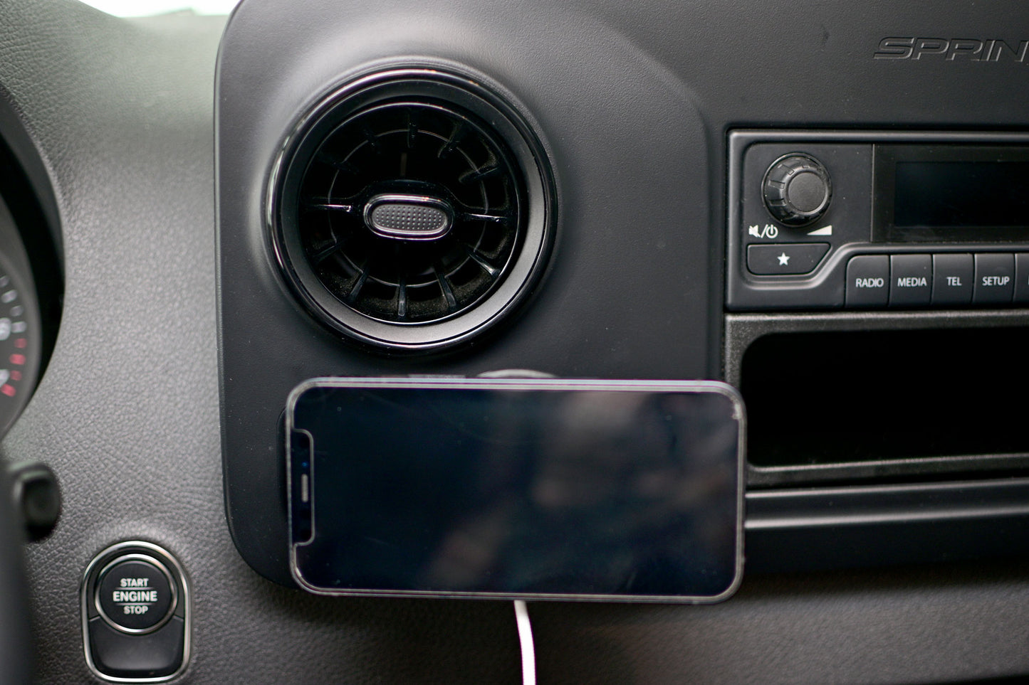 Mercedes Sprinter Van MagSafe Phone Mount 2019+