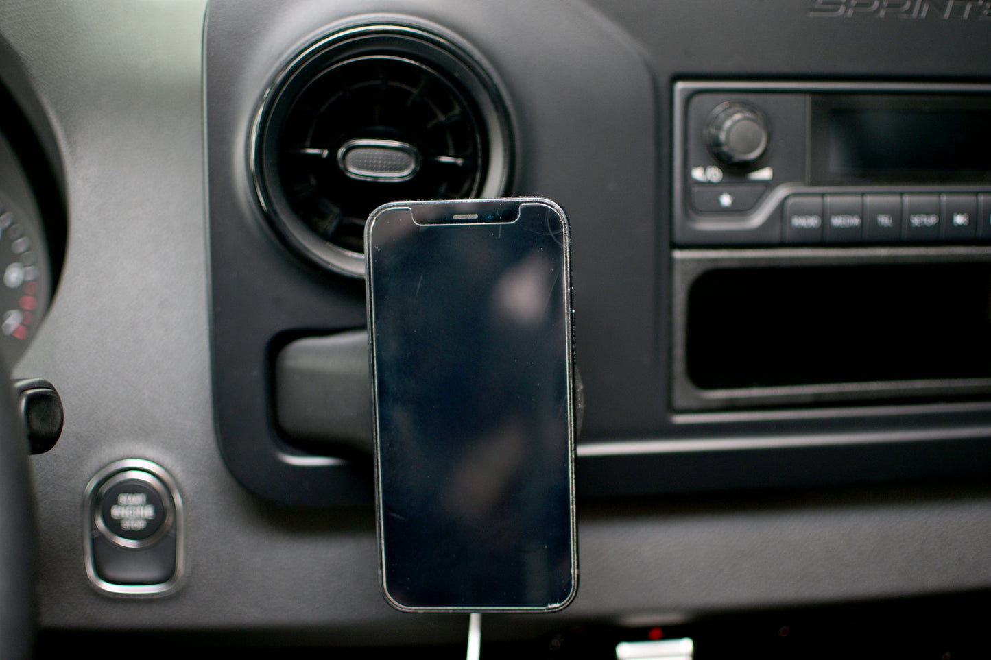 Mercedes Sprinter Van MagSafe Phone Mount 2019+